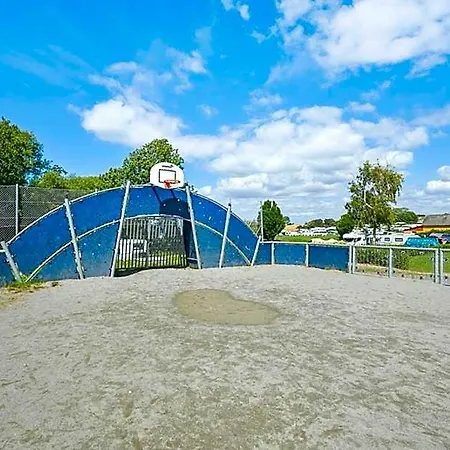 First Camp Bojden 5* פאבורג